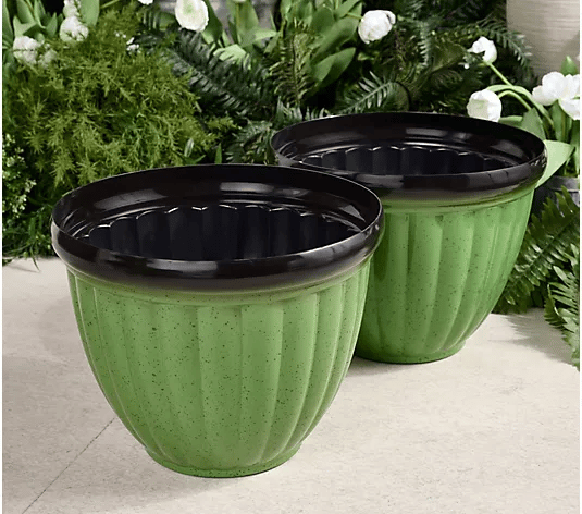 Pot de Fleurs à Nervures Spirales avec Système de Drainage Intégré