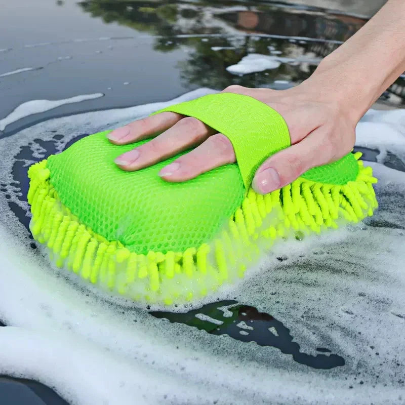 Kit de Lavage Automobile en Microfibre – Éponge, Gants et Serviettes