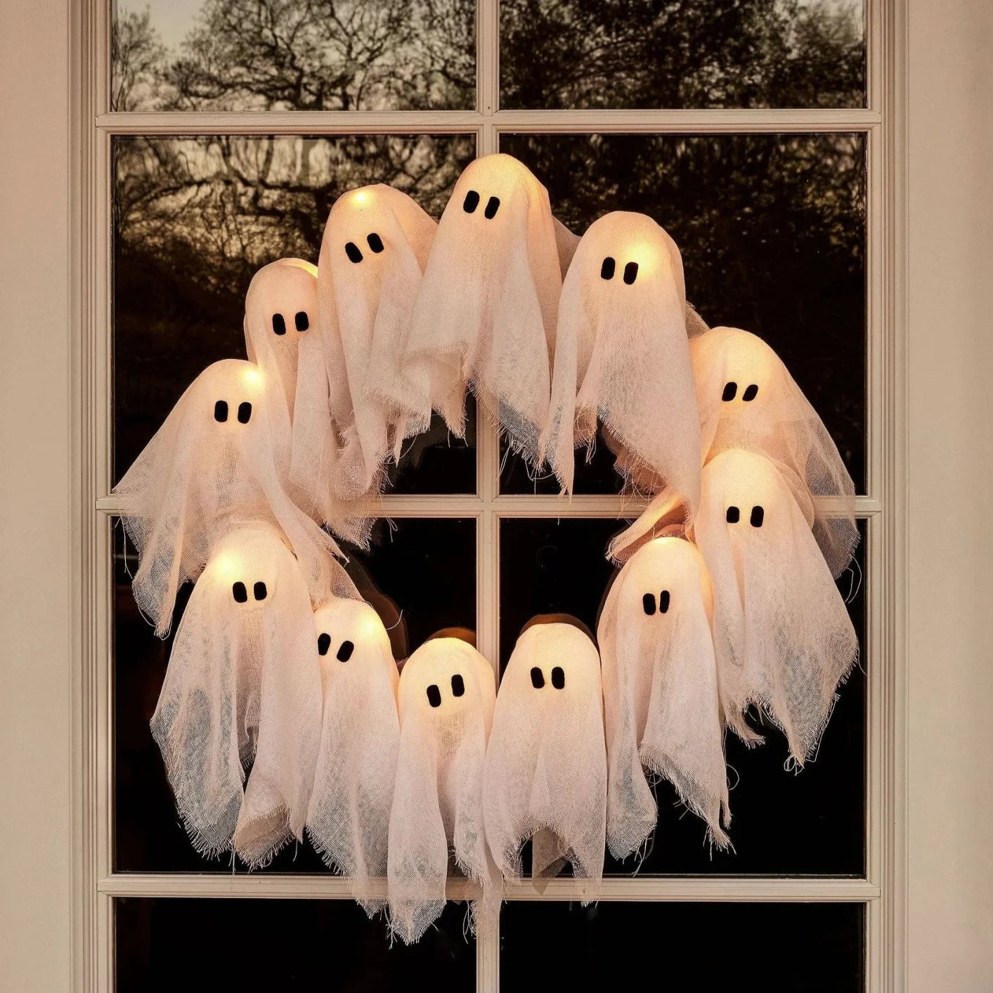 GhostsWreath™ – Décoration d’Halloween effrayante pour portes et murs [50 % de réduction]