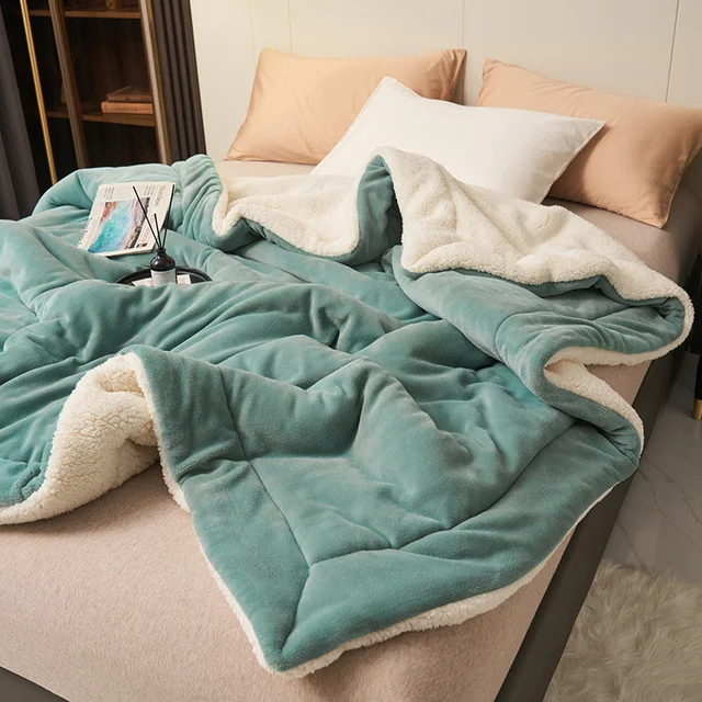 Couverture douillette en flanelle polaire – douce, chaude et lavable en machine