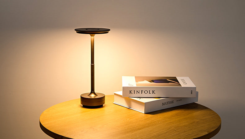 Lampe de table LED sans fil avec variateur tactile et batterie – IP44