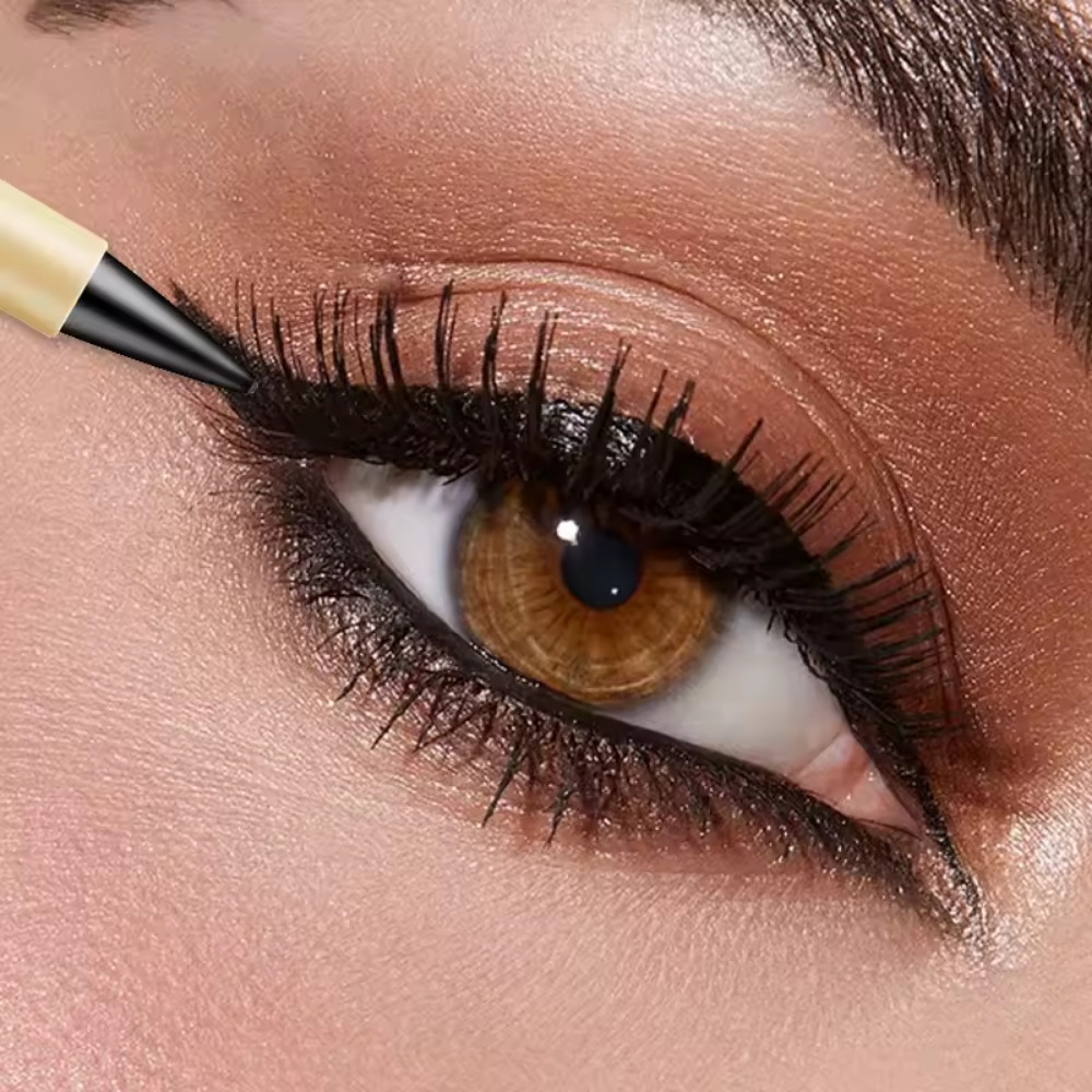 Eyeliner Gel Waterproof Noir – Texture Crémeuse Longue Tenue