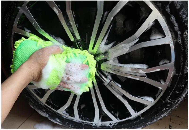 Kit de Lavage Automobile en Microfibre – Éponge, Gants et Serviettes