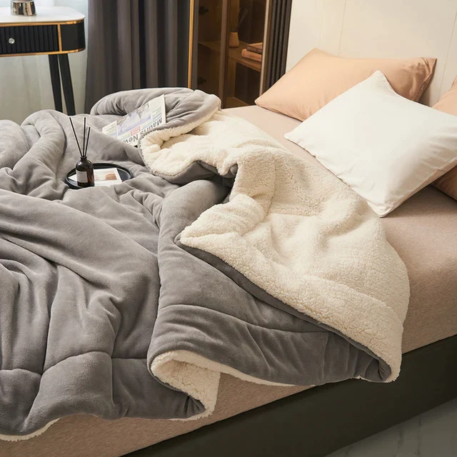 Couverture douillette en flanelle polaire – douce, chaude et lavable en machine