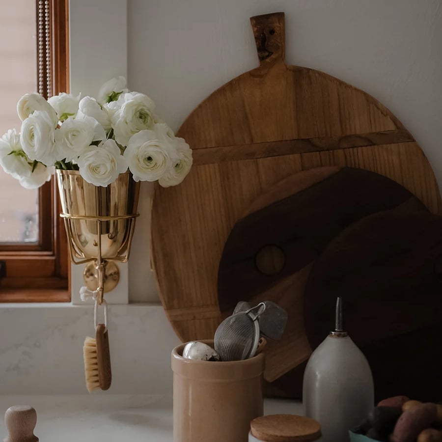 Vessona™ – Vase murale en opale élégante pour une décoration intérieure raffinée [50% de réduction]