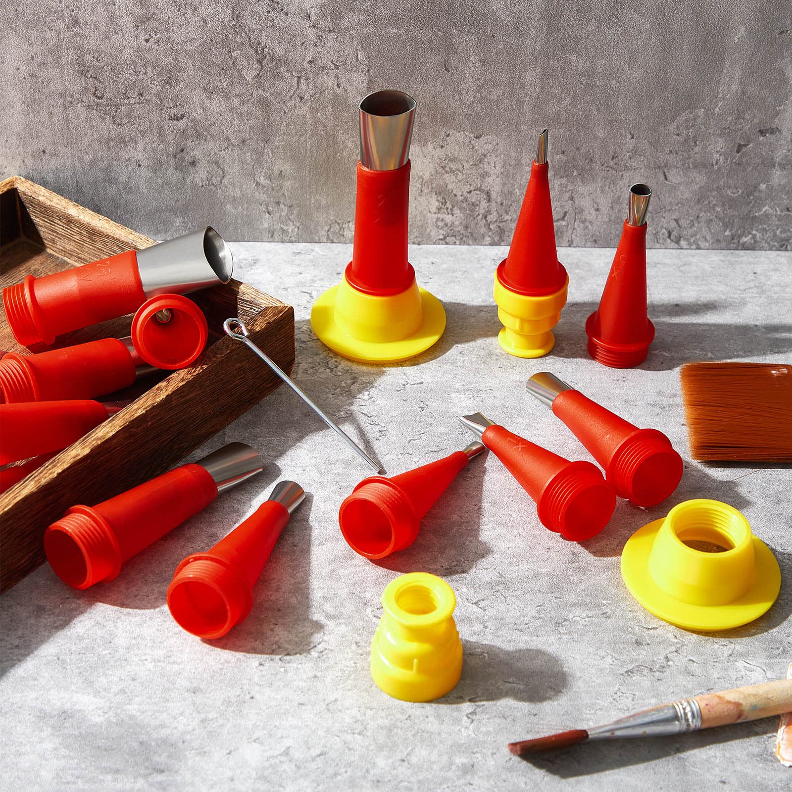 Kit d'embouts d'étanchéité universel pour joints silicone précis