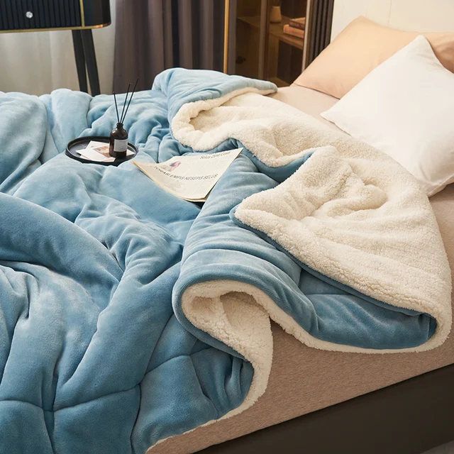 Couverture douillette en flanelle polaire – douce, chaude et lavable en machine