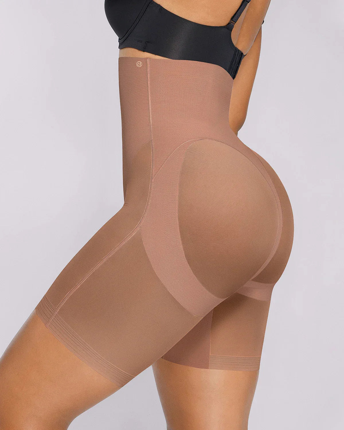 Short gainant taille haute en mesh respirant – Invisible sous les vêtements