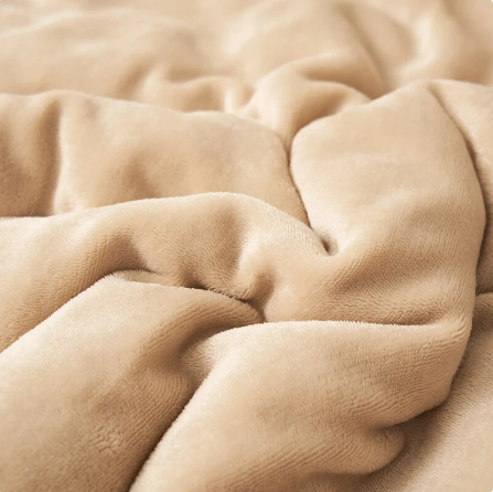 Couverture douillette en flanelle polaire – douce, chaude et lavable en machine