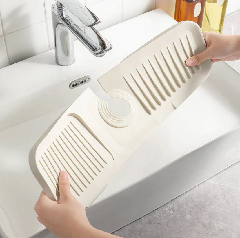 Tapis en Silicone Antidérapant Auto-Drainant pour Évier et Plan de Travail