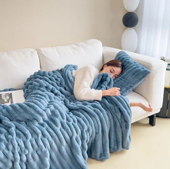 Couverture en polaire – ultra-douce, légère et lavable en machine