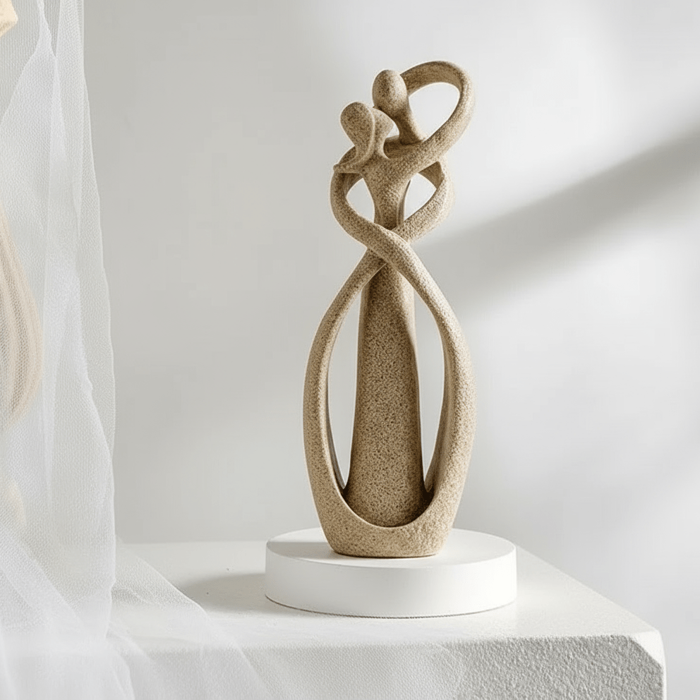 Sculpture d'amour abstraite en résine – Figurine décorative élégante