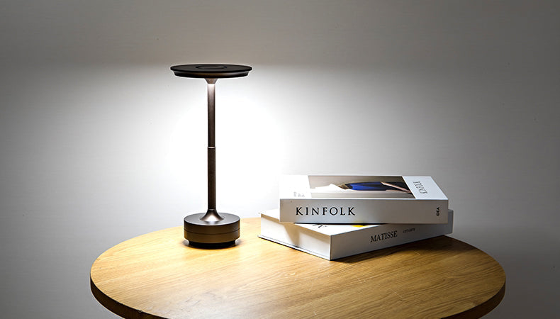 Lampe de table LED sans fil avec variateur tactile et batterie – IP44
