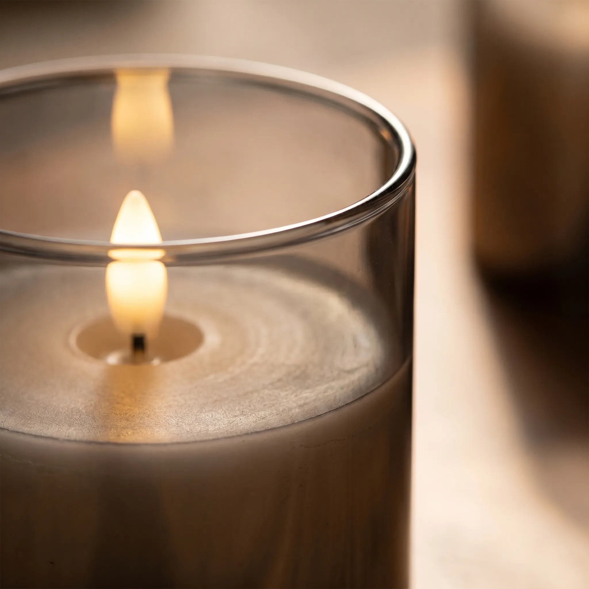 Bougies LED sans flamme en set cylindrique avec effet vacillant