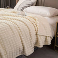 Couverture en polaire corail – ultra-douce et lavable en machine