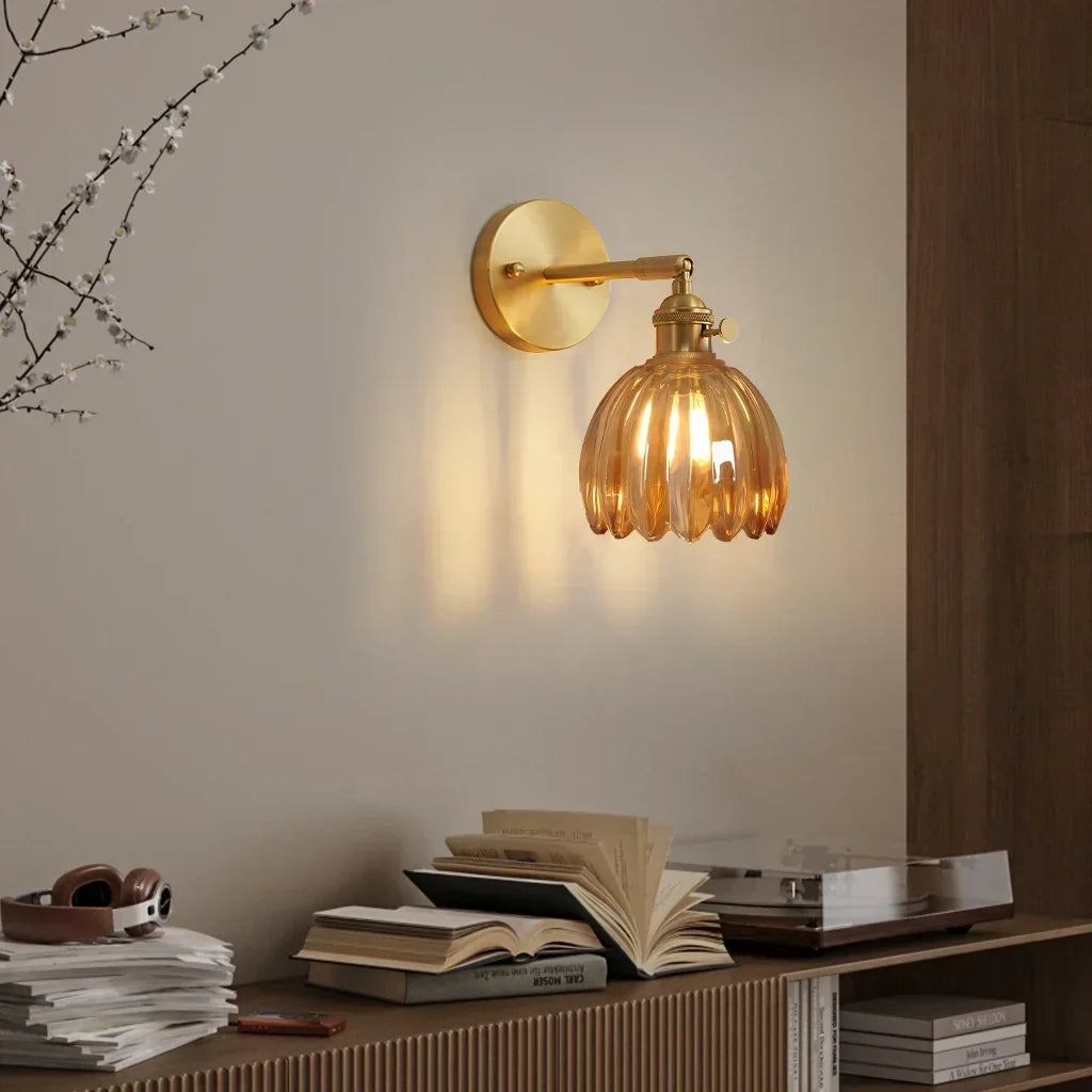 Applique Murale en Verre Lotus – Luminaire Mural Décoratif au Design Floral