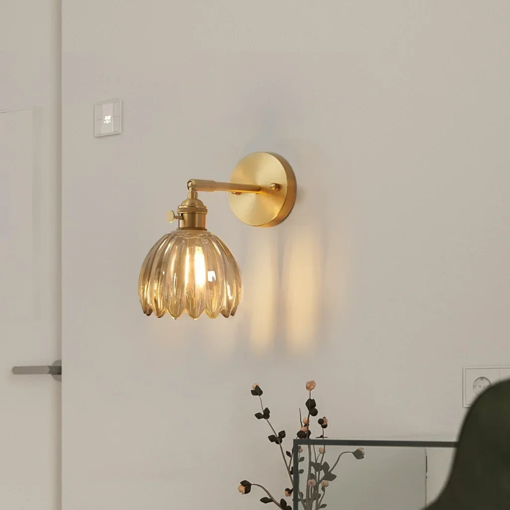 Applique Murale en Verre Lotus – Luminaire Mural Décoratif au Design Floral