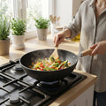 Wok en céramique avec couvercle en verre et manche en bois pour tous types de cuisinières