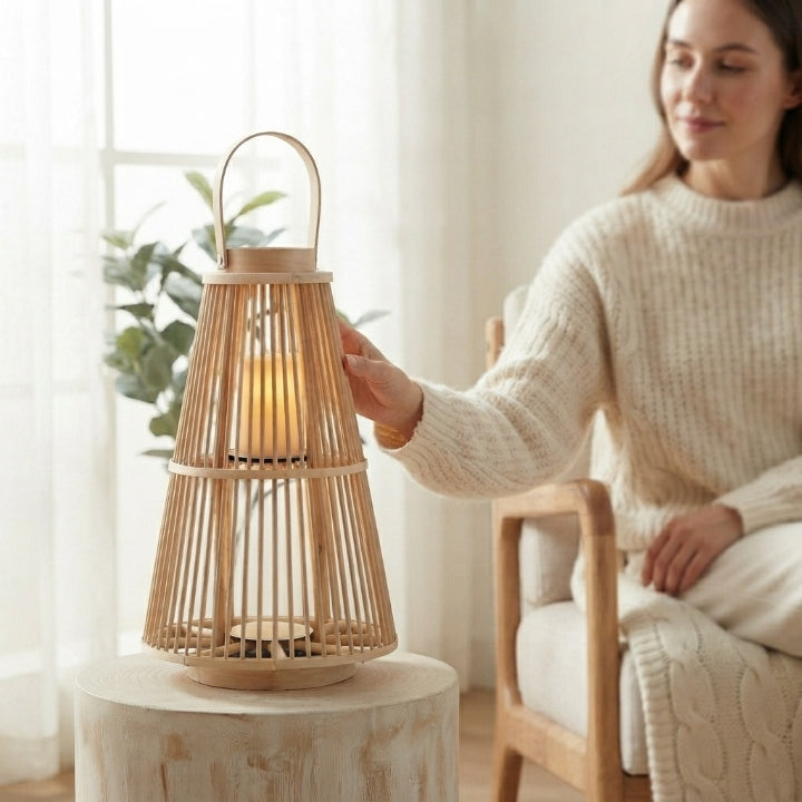 Lanterne en rotin avec bougie LED sans flamme – tressée à la main