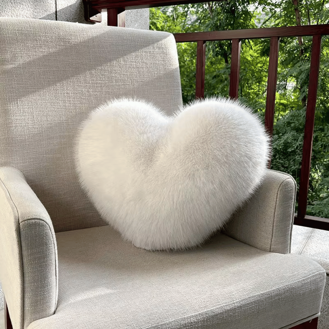 Coussin décoratif cœur à structure en peluche – coussin ornemental doux