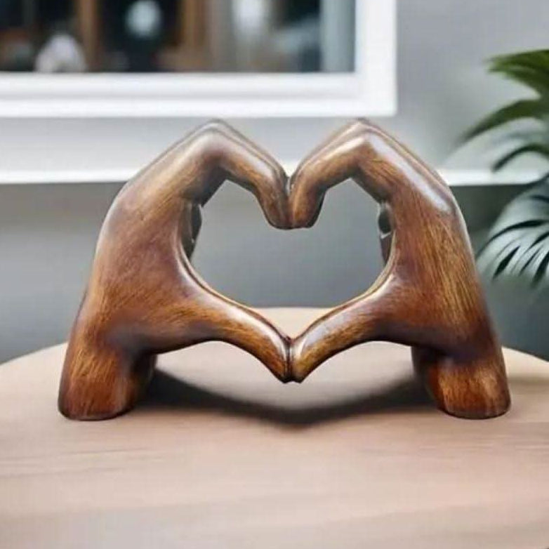 Figurine en bois sculptée à la main – Sculpture décorative en bois naturel
