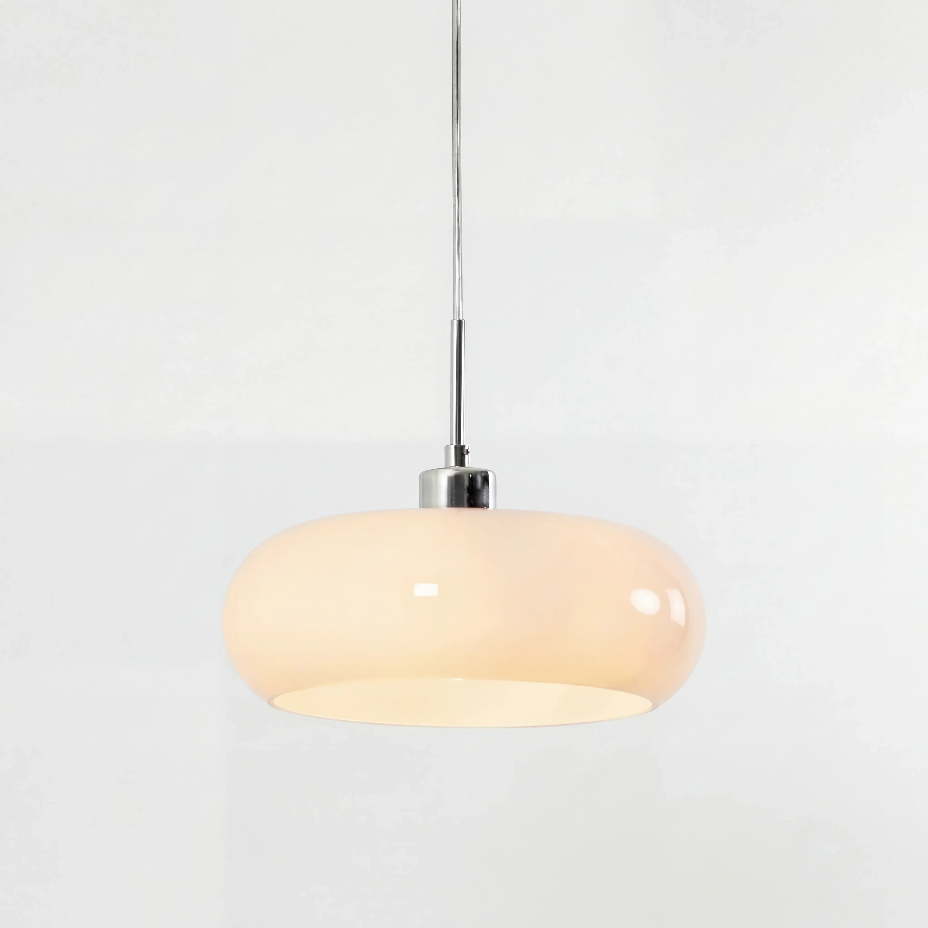 Suspension en verre style Bauhaus pour intérieurs modernes