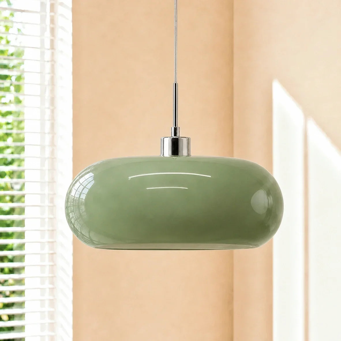 Suspension en verre style Bauhaus pour intérieurs modernes