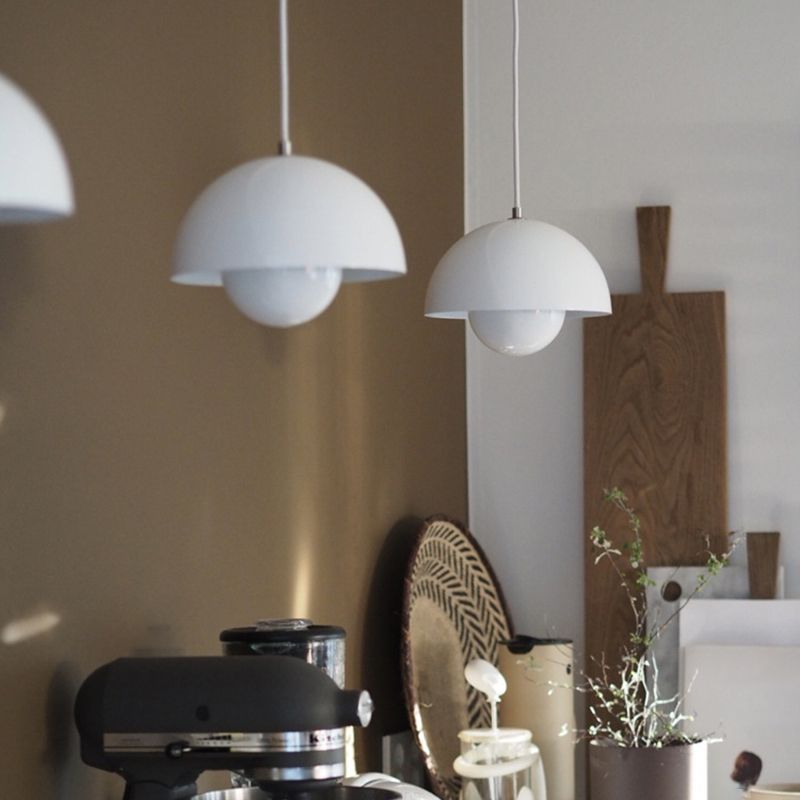 Suspension avec jardinière – Luminaire LED suspendu de style scandinave