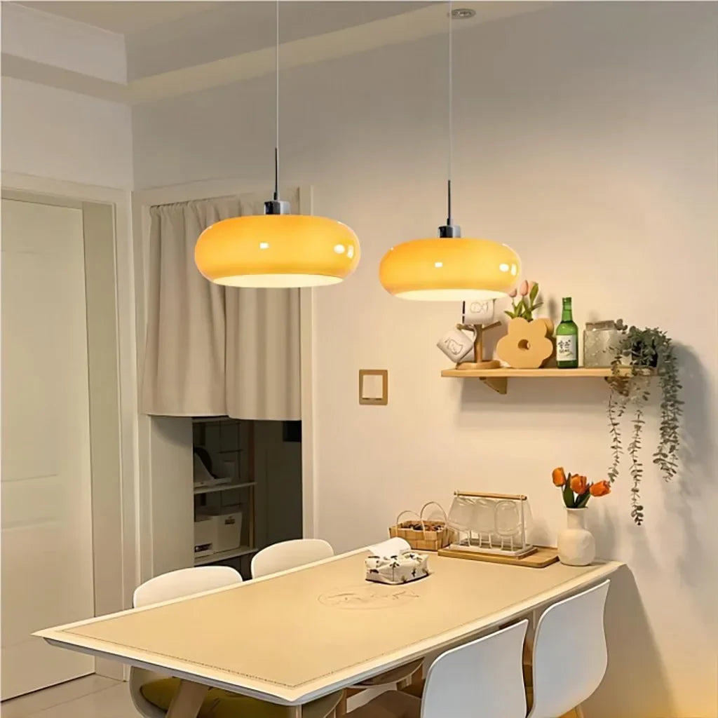 Suspension en verre style Bauhaus pour intérieurs modernes