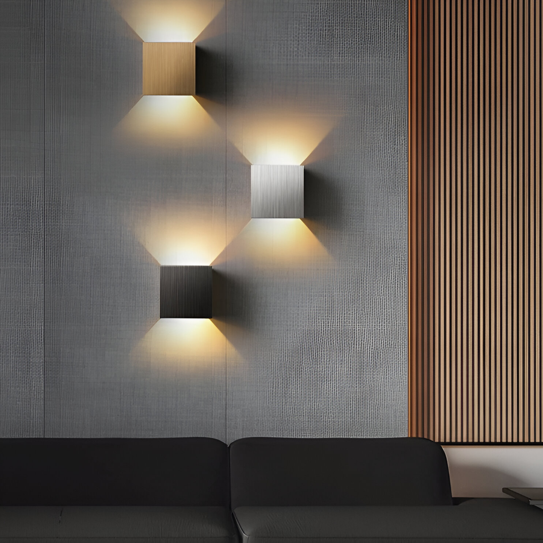 Applique murale avec USB et prise secteur – blanc chaud et blanc froid