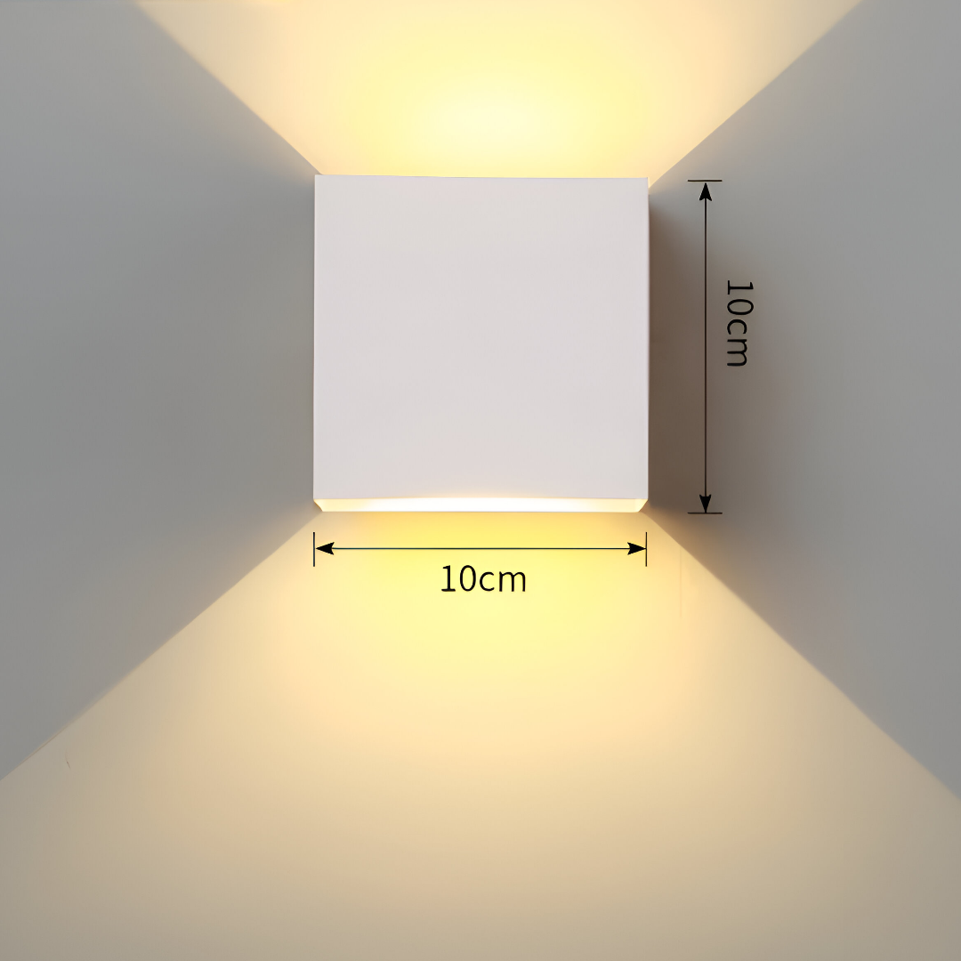 Applique murale avec USB et prise secteur – blanc chaud et blanc froid