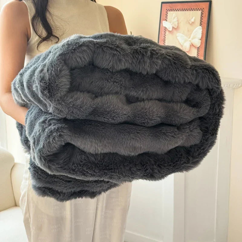 Plaid double épaisseur en fausse fourrure peluche – doux, chaud et lavable en machine