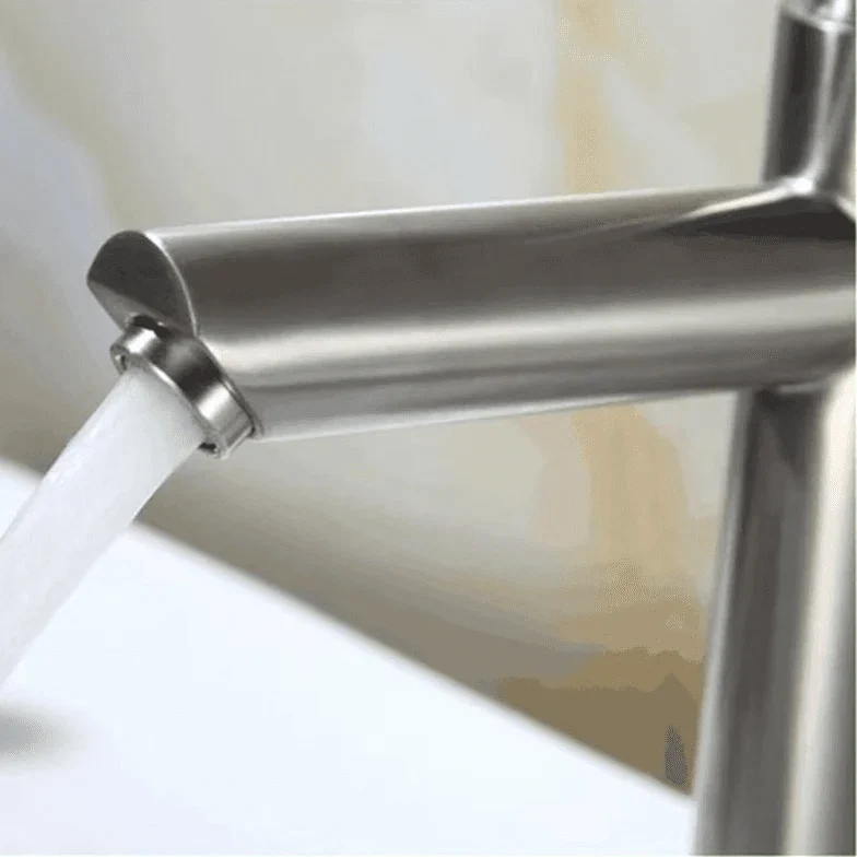 Mitigeur de salle de bain en acier inoxydable – design moderne