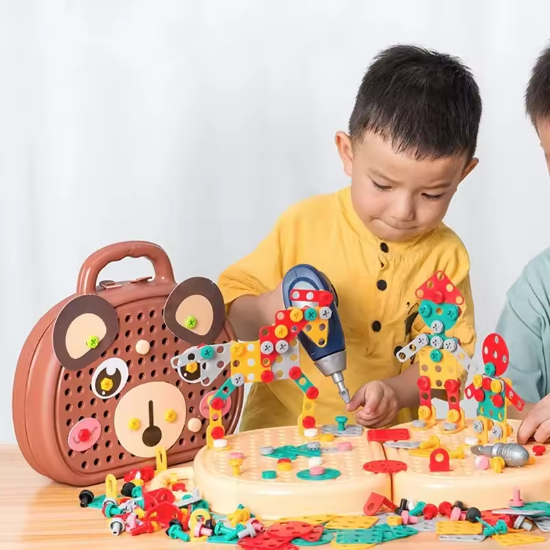 Jeu de construction avec perceuse électrique pour enfants – 204 pièces en