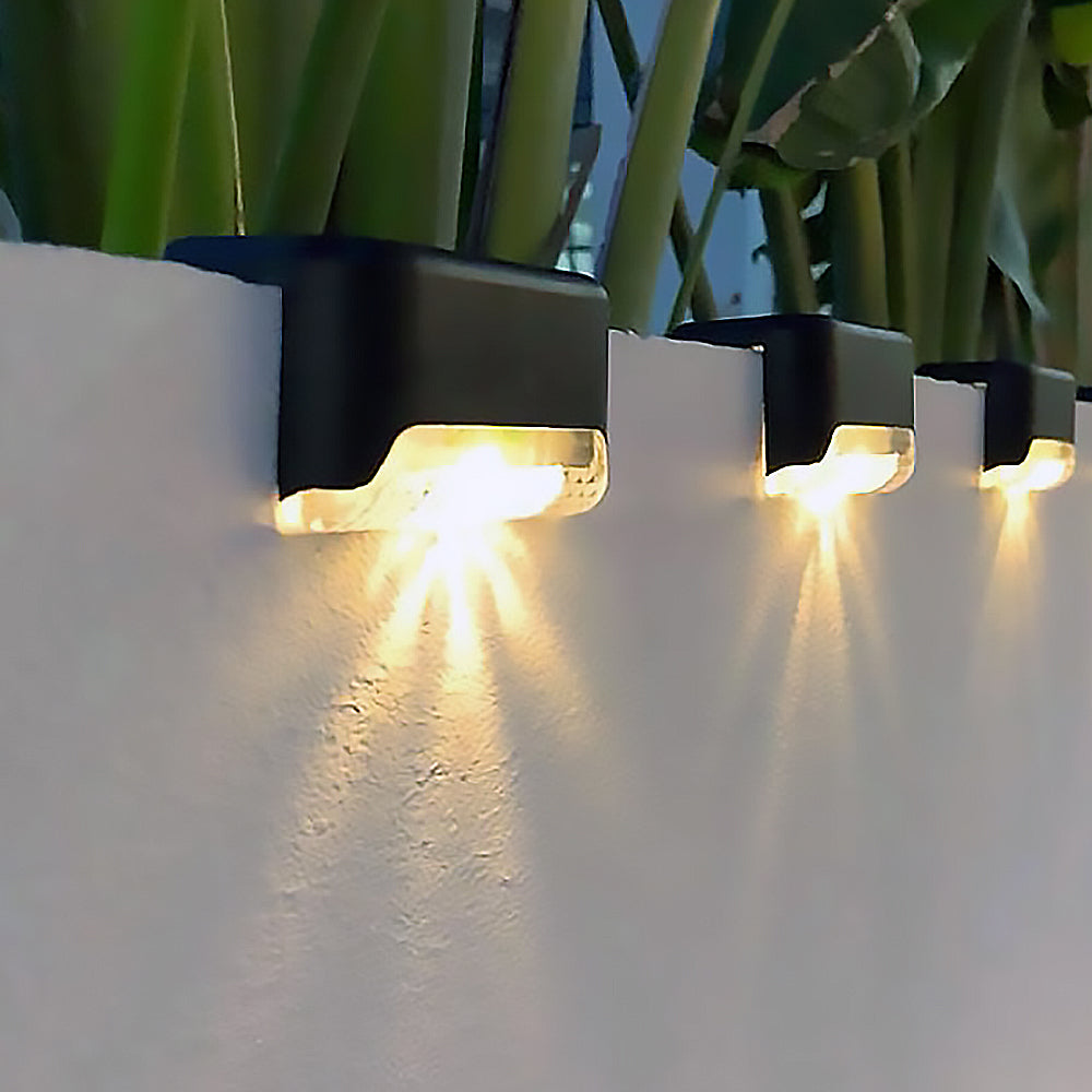 SolarLume™ – Lot de 4 Lampes Solaires pour Terrasse – Éclairage Extérieur Résistant aux Intempéries [2 + 2 Gratuits]