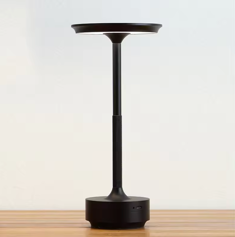 Lampe de table LED sans fil avec variateur tactile et batterie – IP44