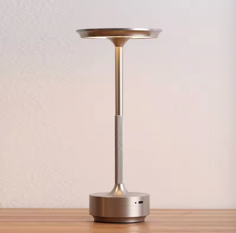 Lampe de table LED sans fil avec variateur tactile et batterie – IP44