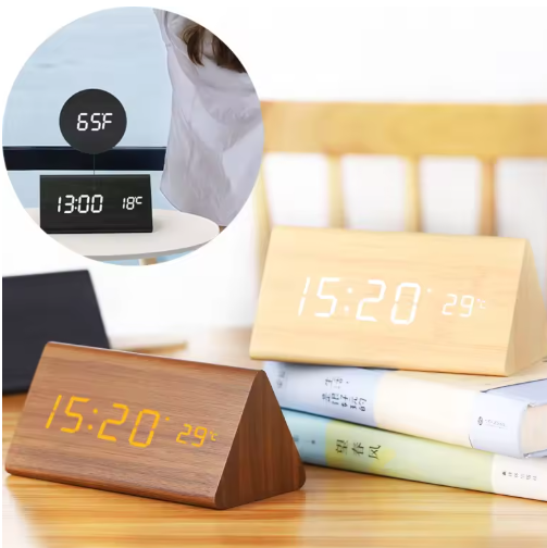 Horloge numérique en bois avec activation vocale et fonction réveil