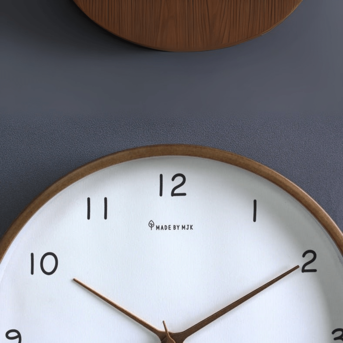 Horloge murale analogique en bois avec mécanisme silencieux – 25 cm