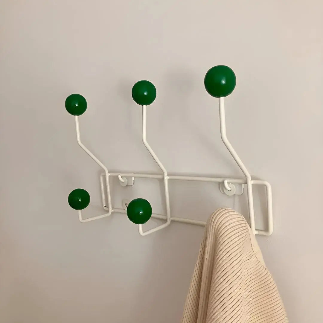 Patère murale en fonte de style Mid-Century avec 3 ou 4 crochets
