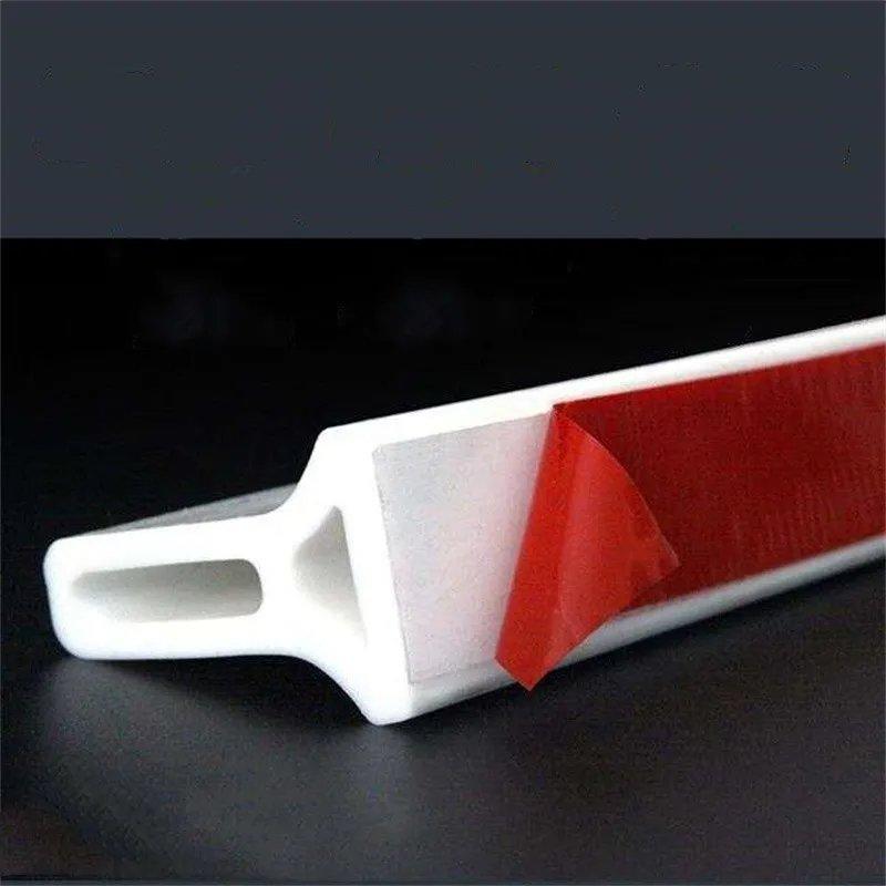 Bande d'étanchéité en silicone pour douche et baignoire