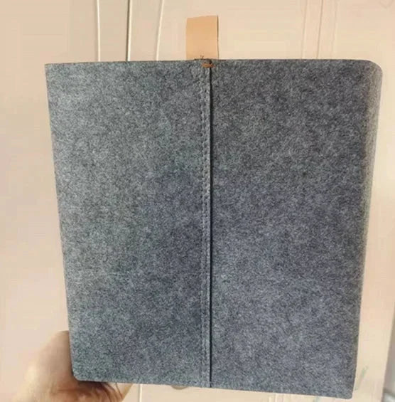 Boîte de rangement en feutre avec poignée en cuir et couvercle rabattable