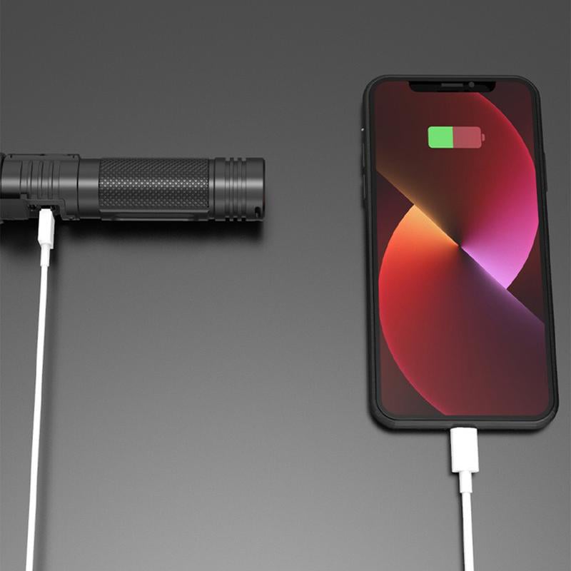 LedFlash™ – Aussi lumineux qu’un sabre laser avec fonction de powerbank [50 % de réduction]