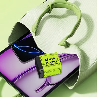 Chargeur Rapide GaN Double Port USB-C avec Câble Rétractable