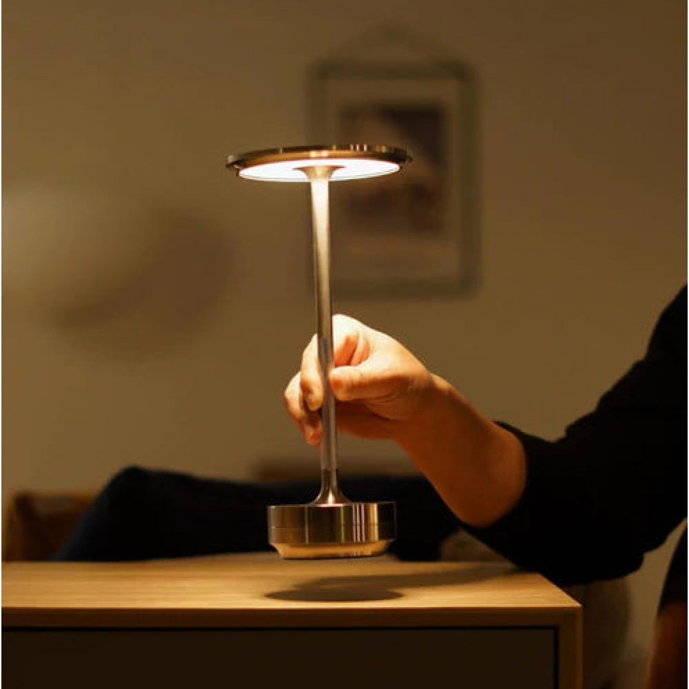 Lampe de table LED sans fil avec variateur tactile et batterie – IP44